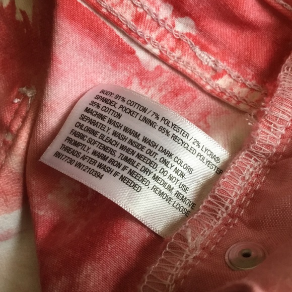 Upcycled tie dye shorts - Picture 5 of 6